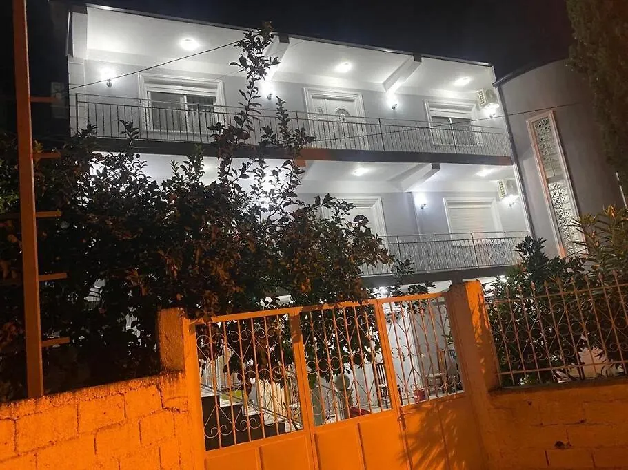 Vila Eagle 3 Tiran Daire